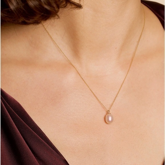 Stone and Strand Jewelry - Freshwater Cultured Pearl on 16” 14k Gold Necklace Chain